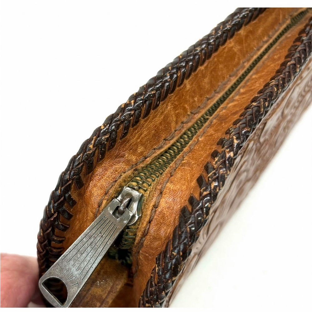 Vintage hand tooled leather stitched clutch purse - Picture 6 of 7